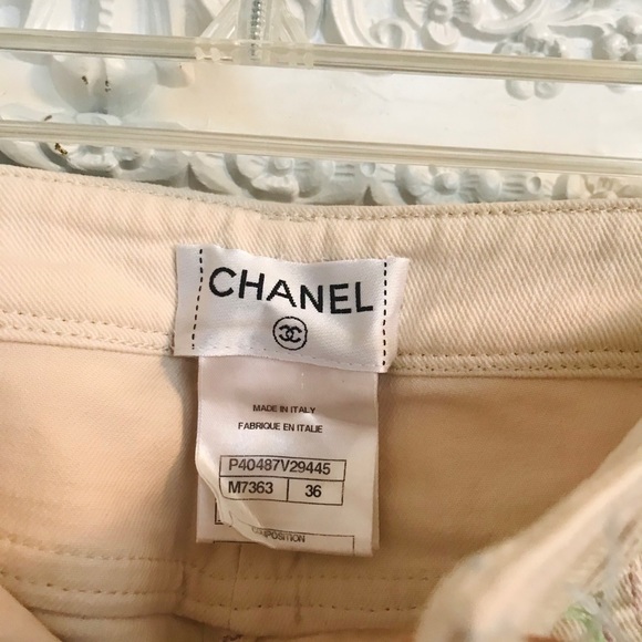 CHANEL Embroidery Logo Jeans - Picture 13 of 13